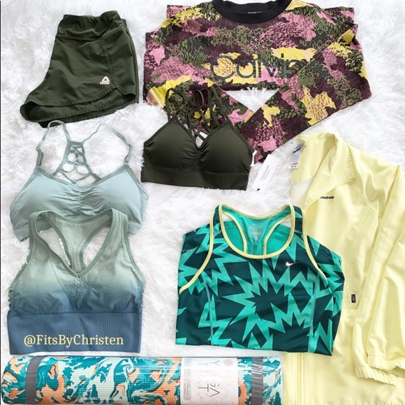 Athletic Wear Mystery Box - Picture 5 of 11